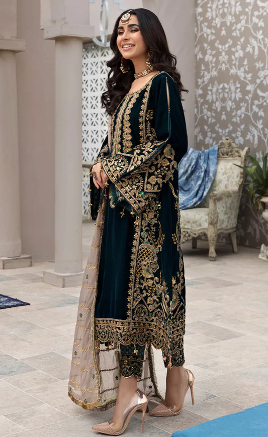 Emaan Adeel Black Velvet - Replica