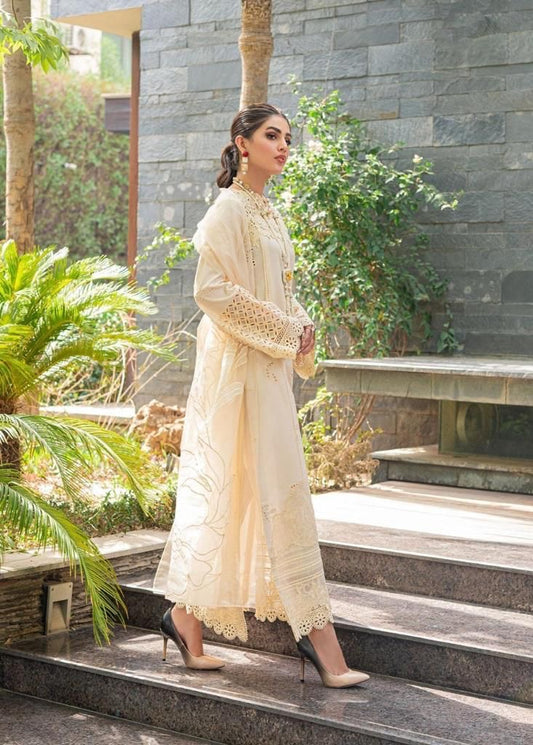 Mushq (White) Luxury Lawn Collection - Replica