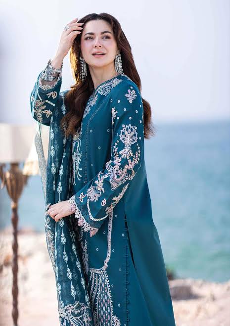 Qalamkar Luxury Lawn Chicken Kari  Collection - Replica