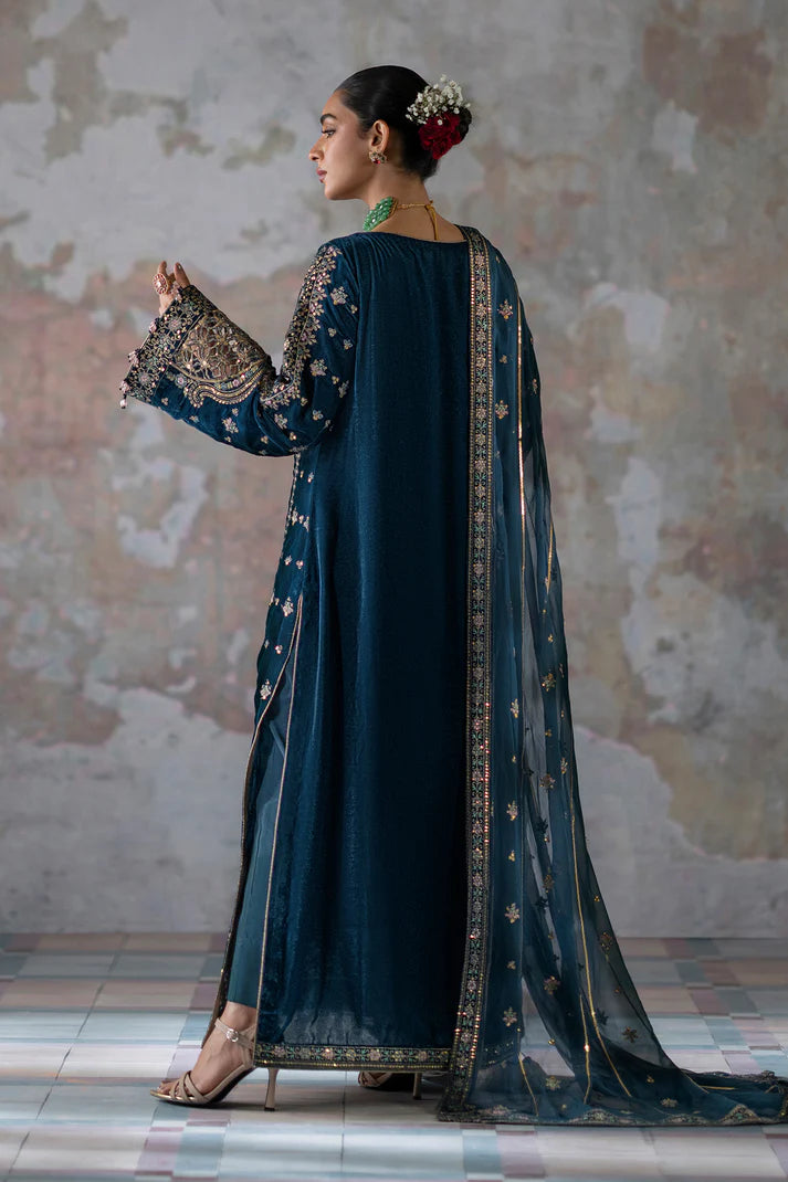 Emaan Adeel Zinc Formal Collection Micro Velvet Replica